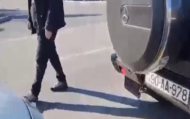 Səfər Mehdiyevin polis tərəfindən saxlanılması videosu yayıldı