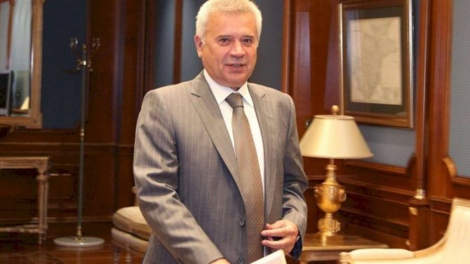 Azərbaycanlı milyarderə ağır zərbə