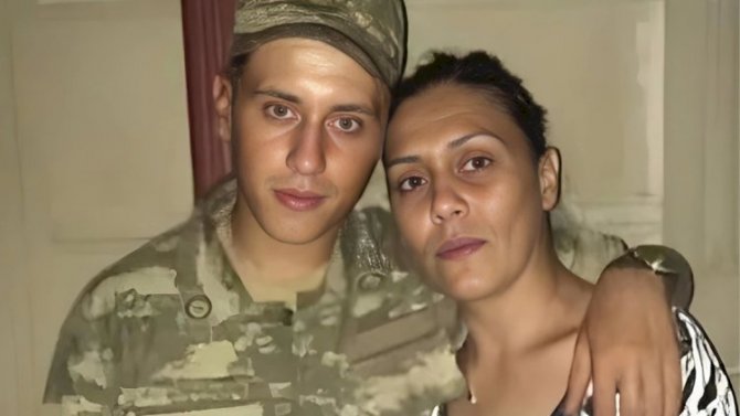 Vətən müharibəsi şəhidi Rəsul Sadıqovun anası Elnarə Allahverdiyeva vəfat edib