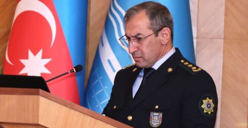 Xaçmaz Gömrük İdarəsinin rəisi Pərviz Rəhimovun sahibkarlara qadağası-Video